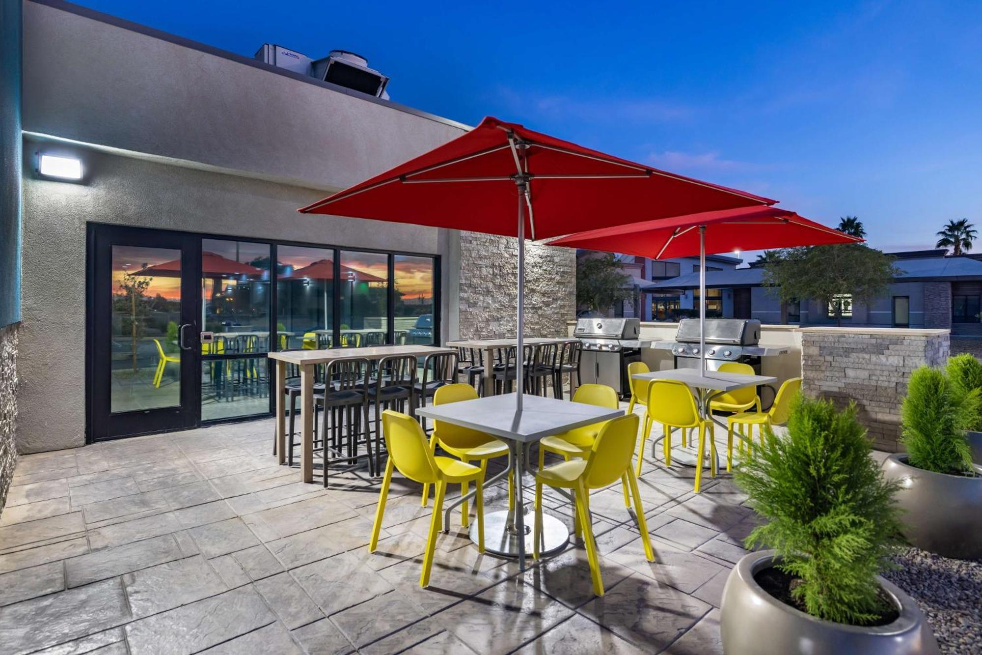 Home2 Suites By Hilton เอลเซนโตร ภายนอก รูปภาพ