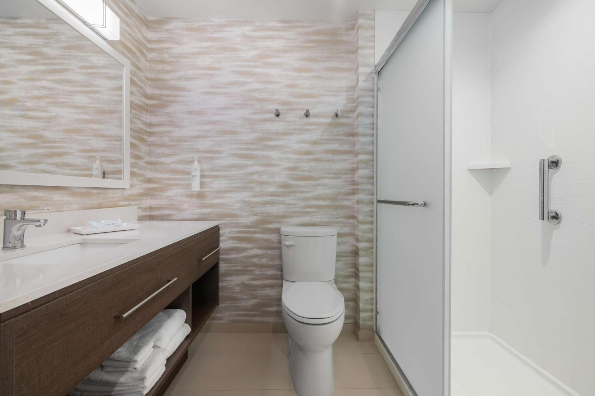 Home2 Suites By Hilton เอลเซนโตร ภายนอก รูปภาพ