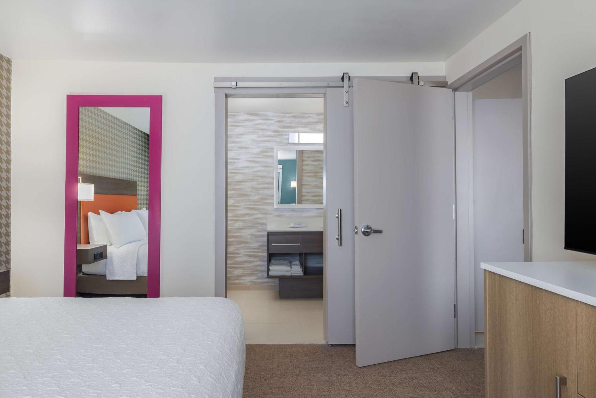 Home2 Suites By Hilton เอลเซนโตร ภายนอก รูปภาพ